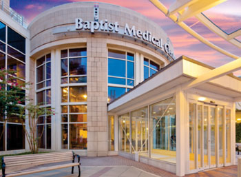 Imagen: Entrada al Centro Médico Bautista de Jacksonville, Florida (Fotografía cortesía del Centro Médico Bautista Jacksonville).