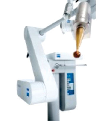 Imagen: La plataforma móvil Intrabeam para radioterapia de oncología (Fotografía cortesía de Carl Zeiss). Imagen: La plataforma móvil Intrabeam para radioterapia de oncología (Fotografía cortesía de Carl Zeiss).