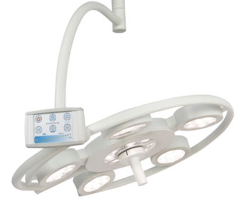 Imagen: El panel de control I-SENSE y la lámpara STARLED5 NX LED OR (Fotografía cortesía de ACEM Medical Company).