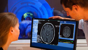 Imagen: Se espera que el nuevo Centro para la adquisición de imágenes para la Investigación del cerebro, de la Universidad de Cardiff, se convierta en una de las principales instalaciones de Europa para la adquisición de imágenes neurológicas (Fotografía cortesía del CUBRIC). Imagen: Se espera que el nuevo Centro para la adquisición de imágenes para la Investigación del cerebro, de la Universidad de Cardiff, se convierta en una de las principales instalaciones de Europa para la adquisición de imágenes neurológicas (Fotografía cortesía del CUBRIC).