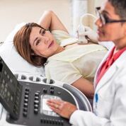 Imagen: Una solución nueva de ultrasonido para la evaluación de las mamas combina imágenes de alta calidad con herramientas clínicas complementarias (Fotografía cortesía de Philips Healthcare). Imagen: Una solución nueva de ultrasonido para la evaluación de las mamas combina imágenes de alta calidad con herramientas clínicas complementarias (Fotografía cortesía de Philips Healthcare).