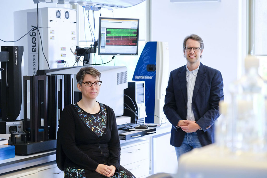 Imagen: Prof. Dr. David Ellinghaus y Frauke Degenhardt, los dos autores principales del estudio (Fotografía cortesía de UKSH Kiel)