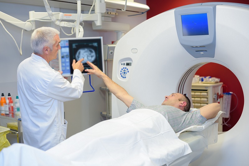 Imagen: El nuevo agente trazador es más preciso para determinar la extensión del cáncer de próstata que la actual resonancia magnética estándar (foto cortesía de 123RF) Imagen: El nuevo agente trazador es más preciso para determinar la extensión del cáncer de próstata que la actual resonancia magnética estándar (foto cortesía de 123RF)