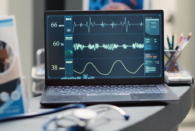 Imagen: El uso del aprendizaje automático en datos de ECG puede ayudar a los médicos a predecir resultados cardiovasculares con mayor precisión (Foto cortesía de 123RF)