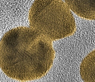 Imagen: la optimización de las nanopartículas de oro puede mejorar las imágenes médicas, la administración de medicamentos y la terapia contra el cáncer (foto cortesía de Shutterstock)