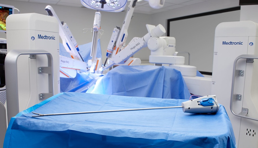 Imagen: LigaSure RAS Maryland, diseñado para la plataforma Valleylab FT10 en Hugo RAS, sella y corta vasos, tejidos y vasos linfáticos de hasta 7 mm de diámetro (Fotografía cortesía de Medtronic)