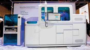 Imagen A: El analizador modular Cobas lanzado en Arab Health 2014 (Fotografía cortesía de Roche Diagnostics).