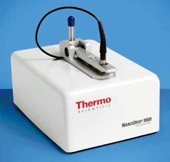 Imagen: El espectrofotómetro Nanodrop 100 (Fotografía cortesía de Thermo Fisher Scientific).