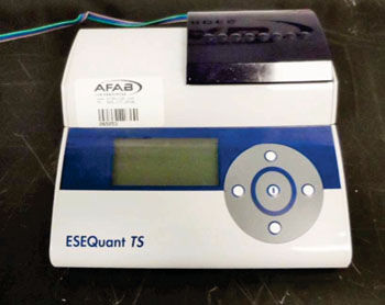 Imagen: El escáner de tubo ESE Quant (Fotografía cortesía de Qiagen).