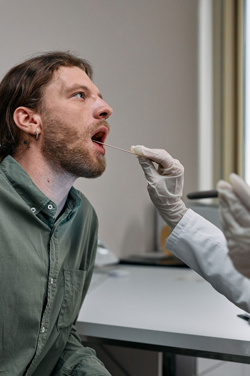 Imagen: Una investigación nueva respalda el uso de la saliva para el cribado a gran escala (Fotografía cortesía de Pexels)