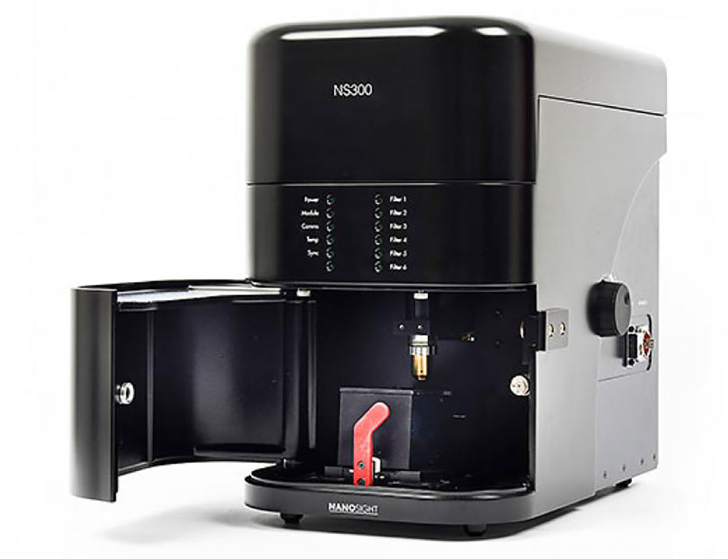 Imagen: El NanoSight NS300 puede visualizar y medir partículas en suspensión en términos de tamaño, intensidad de dispersión de luz, fluorescencia y recuento (Fotografía cortesía del Centro Analítico Mark Wainwright).