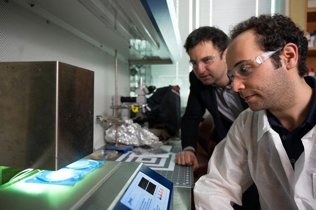 Imagen: El nuevo chip podría facilitar el tratamiento del cáncer metastásico y hacerlo más rápido (Fotografía cortesía del Instituto de Tecnología de Georgia)