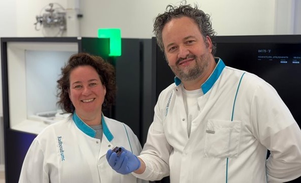 Imagen: Radboudumc es el primer hospital del mundo que utiliza una nueva prueba genética a gran escala en la práctica clínica (fotografía cortesía de Radboudumc)