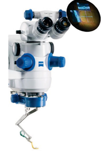 Imagen: El microscopio OPMI LUMERA 700 para cirugía de cataratas y de retina (Fotografía cortesía de Carl Zeiss Meditec).