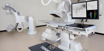 Imagen: El sistema para obtener imágenes cardiovasculares Infinix Select (Fotografía cortesía de Toshiba Medical Systems).
