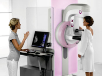 Imagen: El sistema MAMMOMAT Inspiration para mamografía digital (Fotografía cortesía de Siemens Healthcare).