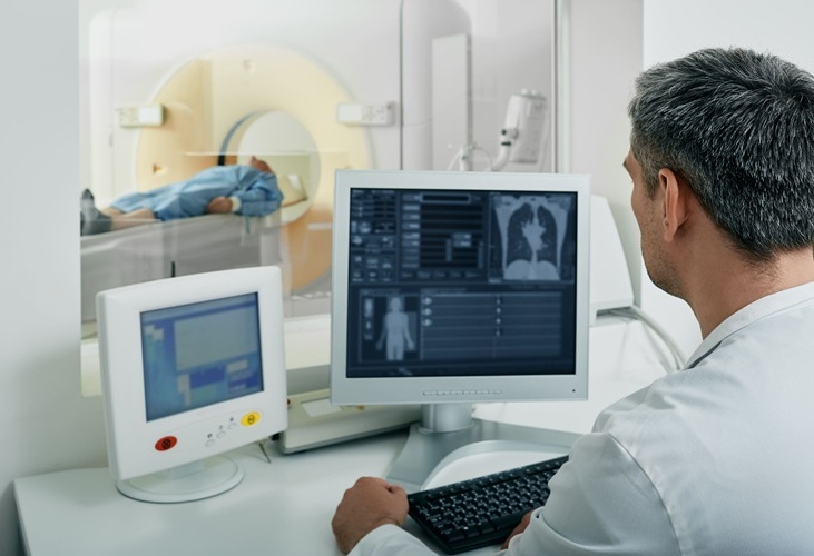 Imagen: El estudio mostró que el 77,9% de los participantes tenían aterosclerosis detectable en las tomografías computarizadas (foto cortesía de Adobe Stock)