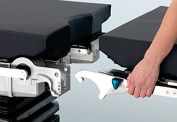 Image: The new connect and lock system of the TruSystem 7000 (Photo courtesy of TRUMPF Medical Systems).