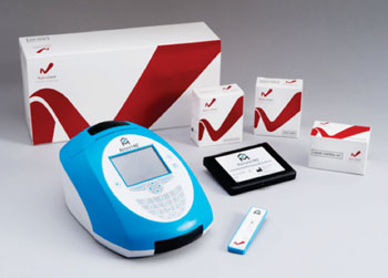 Image: The NephroCheck Test cartridge and Astute140 Meter (Photo courtesy of Astute Medical).