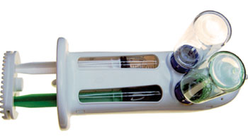 Image: The Adherus AutoSpray Dural Sealant applicator (Photo courtesy of HyperBranch Medical Technology).