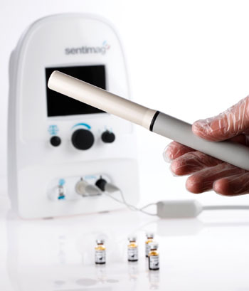Image: The Sentimag device and magnetic probe (Photo courtesy of Endomag).