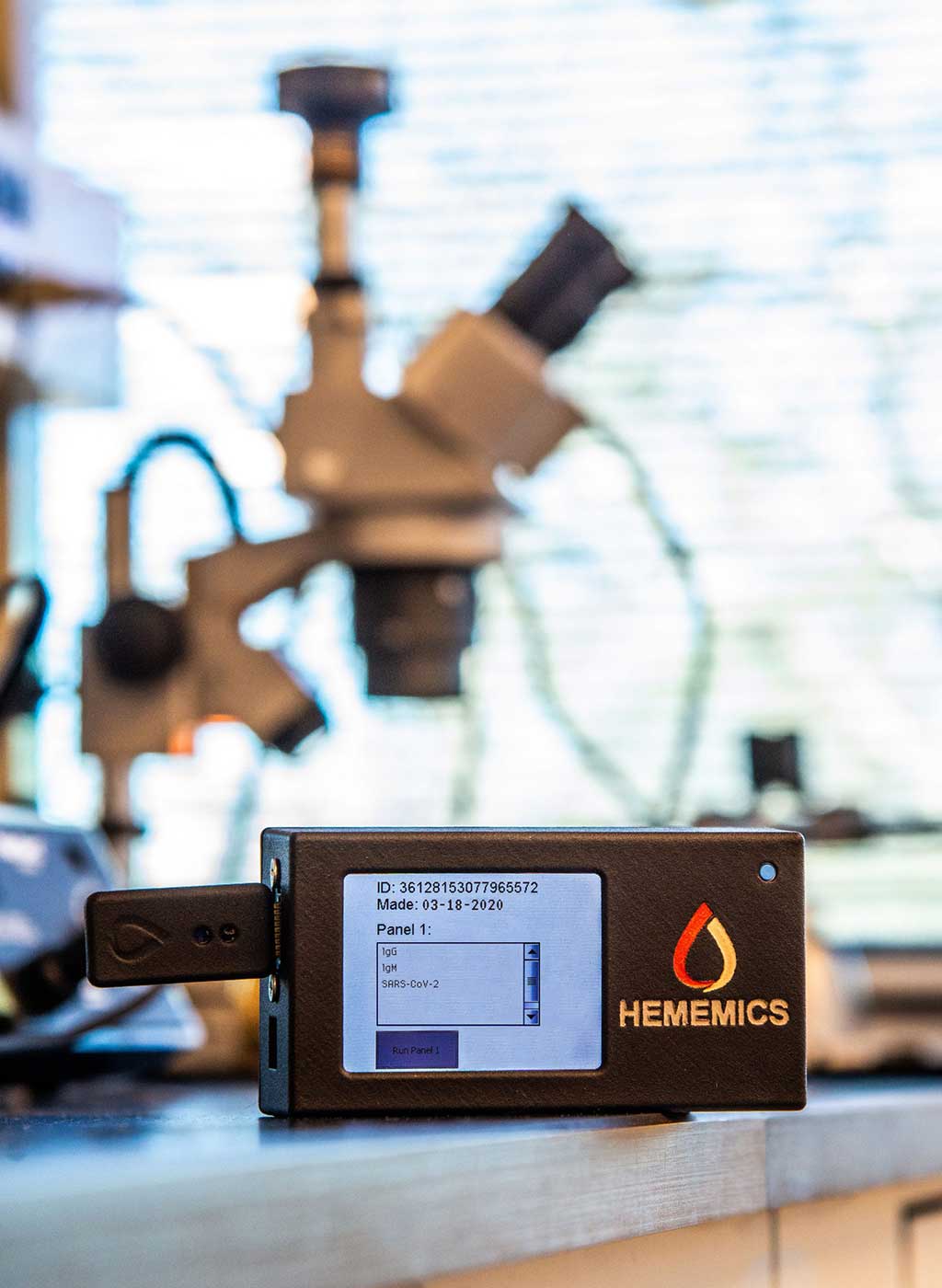 Image: The Hememics device (Photo courtesy of Hememics Biotechnologies Inc.) Image: The Hememics device (Photo courtesy of Hememics Biotechnologies Inc.)