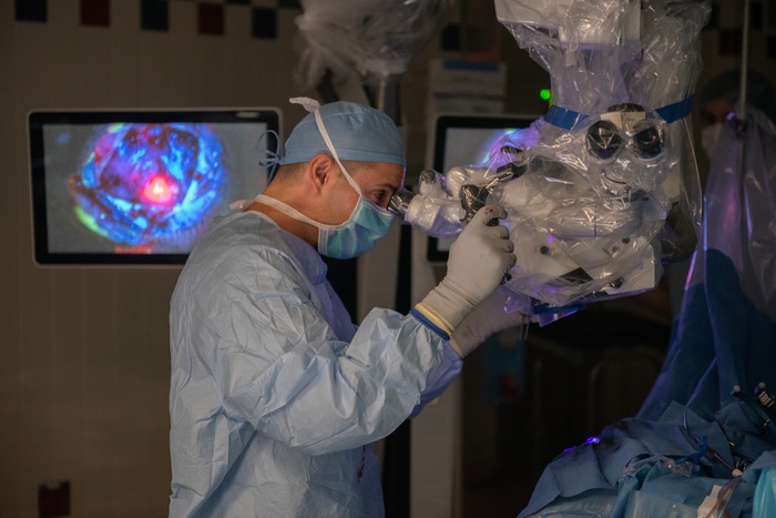 Brain surgery being performed using Gleolan (Photo courtesy of Henry Ford West Bloomfield Hospital)