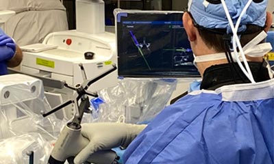 Image: New studies have highlighted the benefits of robotic-assisted joint replacement surgery (Photo courtesy of HSS)