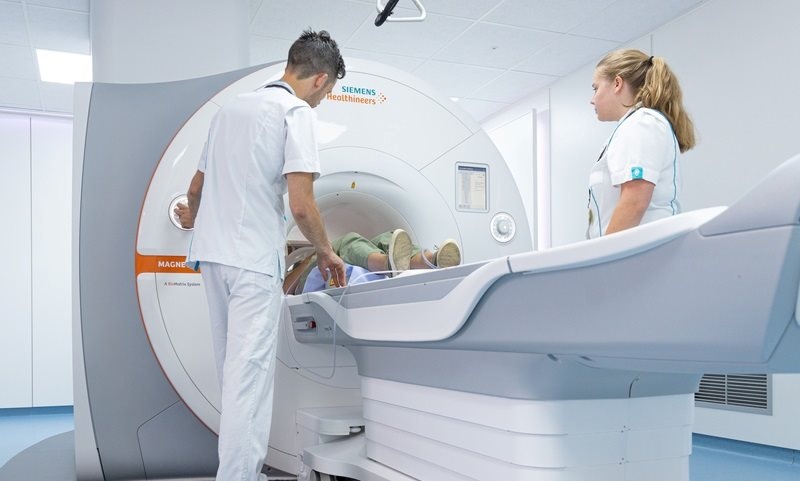 Image: AI detects prostate cancer more often and reduces false alarms (Photo courtesy of Radboud University) Image: AI detects prostate cancer more often and reduces false alarms (Photo courtesy of Radboud University)