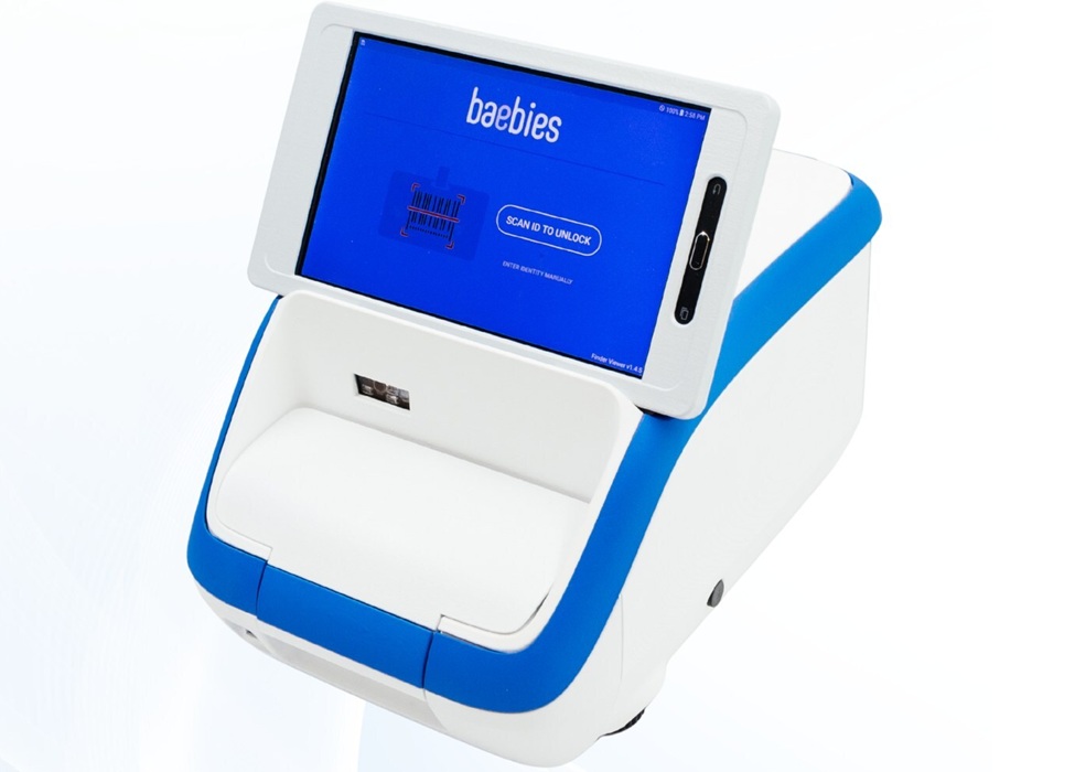 Image: The FINDER multifunctional testing platform can run multiple types of tests and deliver rapid results for near-patient use (Photo courtesy of Baebies)