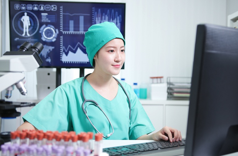Image: The autonomous AI agent for precision medicine can guide clinical decision-making in oncology (Photo courtesy of 123RF)