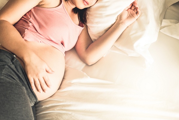 Image: Variability in sleep patterns in people experiencing pregnancy can help predict preterm birth (Photo courtesy of 123RF
