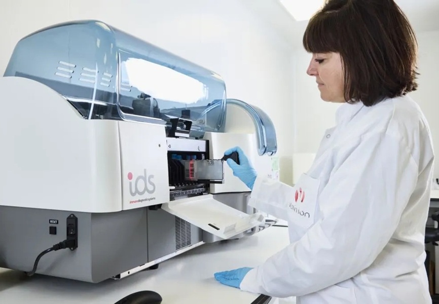 Image: The Volition Nu.Q nucleosome assay runs on the IDS i10 automated analyzer platform (Photo courtesy of VolitionRx)