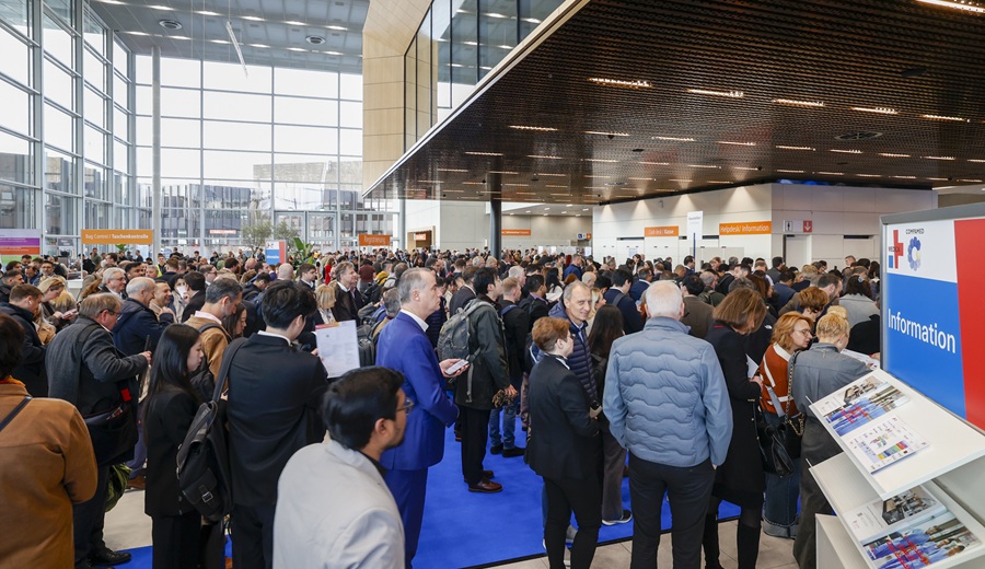 Image: Three-quarters of the total of 78,000 trade visitors belong to the top management of their companies or organizations (Photo courtesy of Constanze Tillmann/ Messe Düsseldorf)