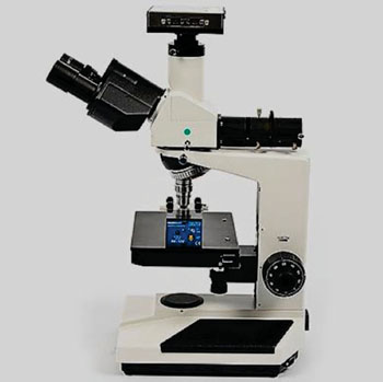 The NanoSight LM10 instrument used for nanoparticle analysis