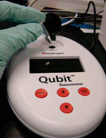 Image: The Qubit fluorometer (Photo courtesy of Life Technologies).
