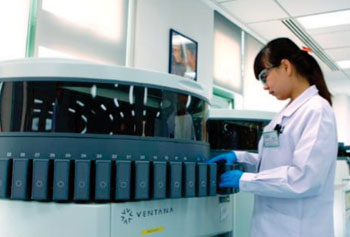 Image: Exploratory testing at the Ventana CAP/CLIA laboratory at Quintiles China – a collaboration agreement to bring high-standard companion diagnostic clinical trials services in China (Photo courtesy of Ventana Medical Systems and PRNewsFoto).
