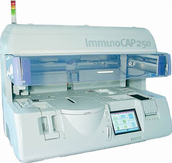 Image: The ImmunoCAP 250 analyzer for allergy and autoimmunity testing (Photo courtesy of Phadia).