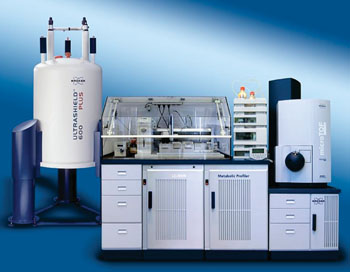 Image: The metabolic profiler system based on nuclear magnetic resonance (NMR) and mass spectrometry (MS) (Photo courtesy of Bruker BioSpin).