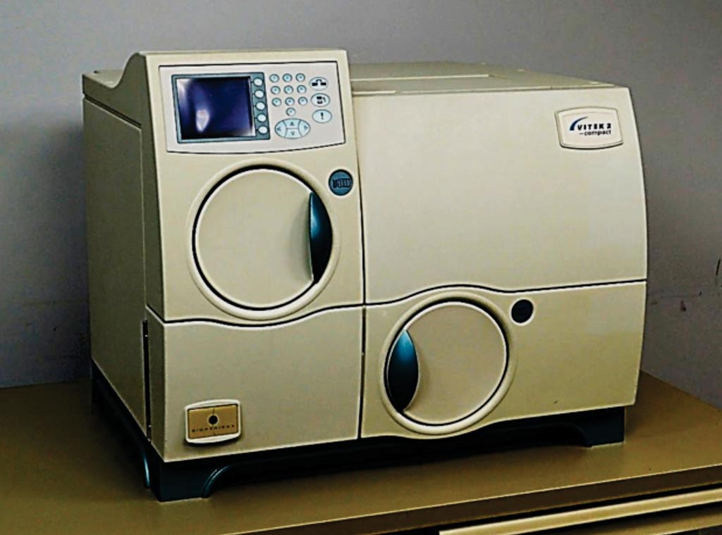 Image: The VITEK 2 COMPACT instrument offers the capacity to help improve therapeutic success and patient outcomes through reliable microbial identification (ID) and antibiotic susceptibility testing (AST) (Photo courtesy of bioMérieux).
