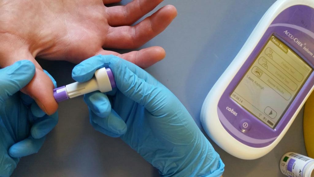 Глобальный рынок портативных устройств мониторинга уровня глюкозы в крови, как ожидается, будет в основном стимулироваться государственными и частными инициативами по сокращению случаев заболевания диабетом (фото любезно предоставлено Roche).