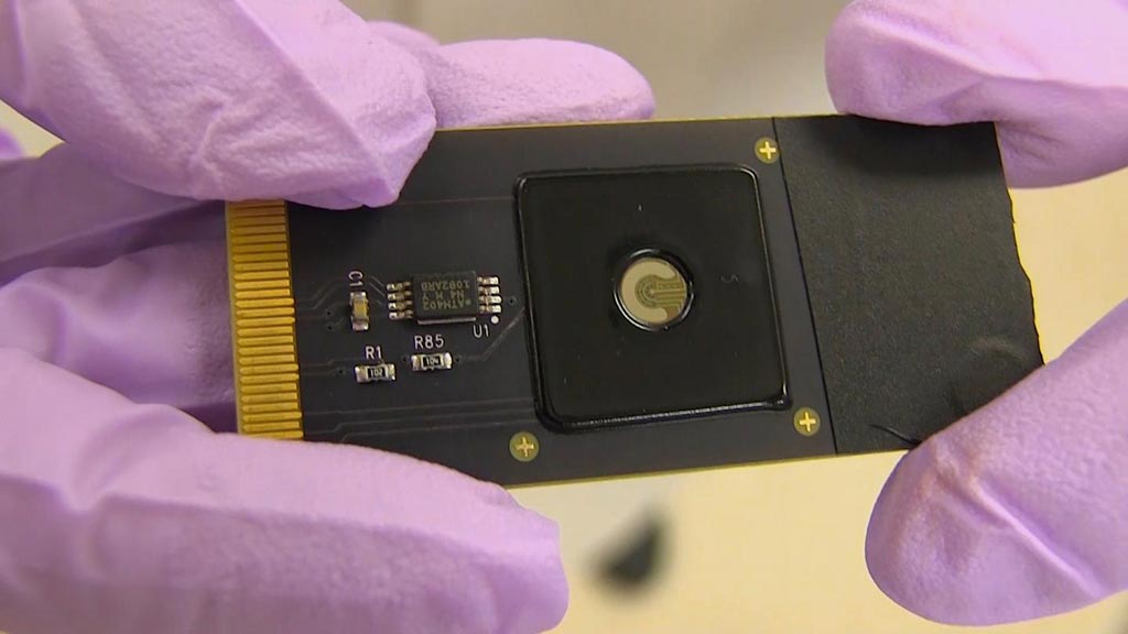 Image: A close-up of the CRISPR-Chip device (Photo courtesy of Keck Graduate Institute).