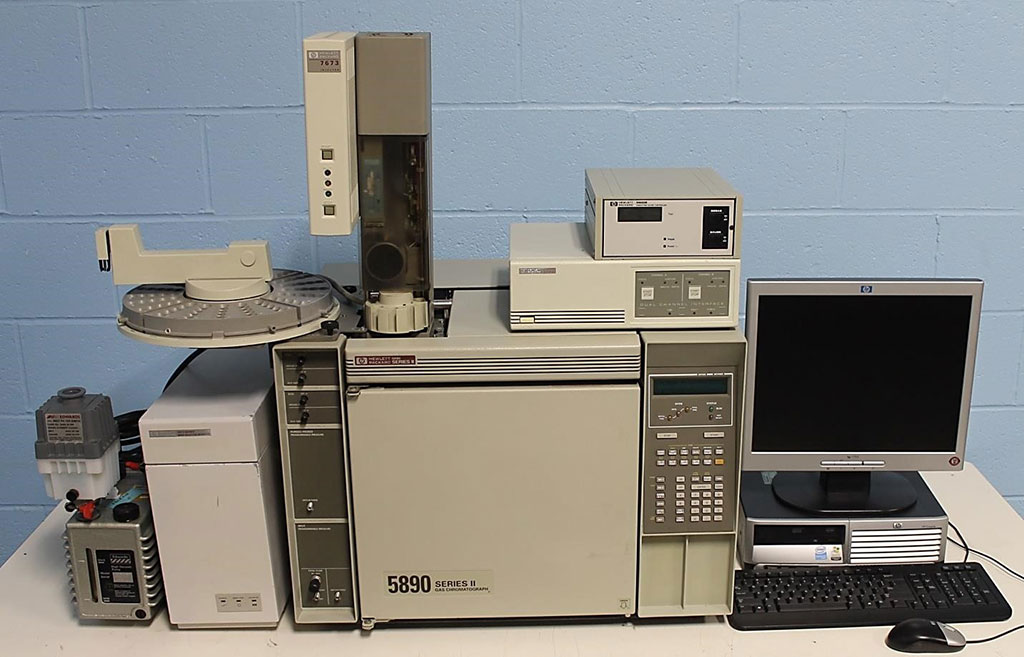 Image: The Hewlett Packard HP 5890 Series II Plus Gas Chromatograph (GC) System (Photo courtesy of American Laboratory Trading)