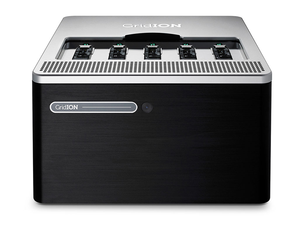Image: GridION MK1 is a cost-effective and compact benchtop system offering on-demand sequencing with integrated real-time data processing (Photo courtesy of Oxford Nanopore Technologies).
