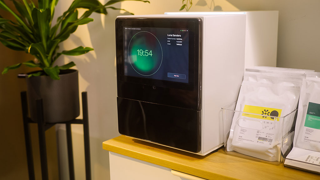 Image: The VitalOne automated platform can run a comprehensive suite of lab tests and deliver results in 20 minutes (Photo courtesy of Vital Biosciences)