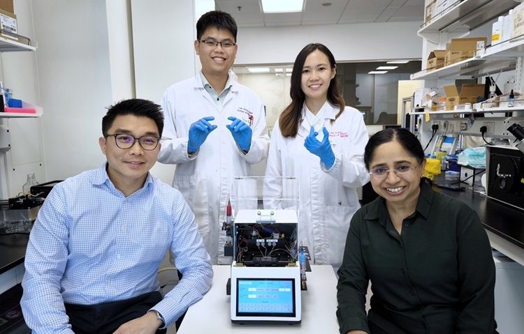 Image: The new device isolates blood plasma in just 30 minutes for diagnostics and precision medicine (Photo courtesy of NTU)