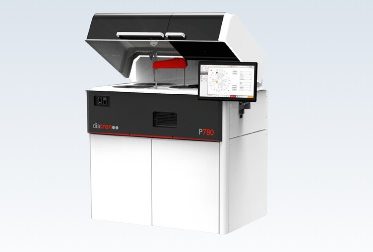 Image: The P780 clinical chemistry analyzer (Photo courtesy of Diatron)