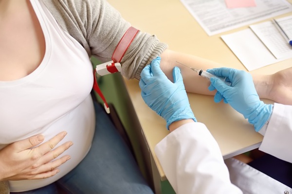 Image: The noninvasive prenatal test can screen the fetus directly for inherited conditions (Photo courtesy of 123RF)