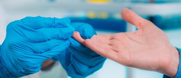Image: The finger-prick blood test that measures plasma biomarkers associated with Alzheimer’s disease (Photo courtesy of 123RF)