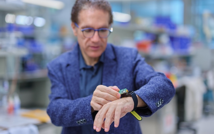 Image: A lightweight wearable device developed by KAUST researchers combines microneedle sensing, integrated electronics, wireless communication and smartphone connectivity to continuously monitor drug concentrations beneath the skin in real time. (Credit: © 2026 King Abdullah University of Science and Technology) Image: A lightweight wearable device developed by KAUST researchers combines microneedle sensing, integrated electronics, wireless communication and smartphone connectivity to continuously monitor drug concentrations beneath the skin in real time. (Credit: © 2026 King Abdullah University of Science and Technology)